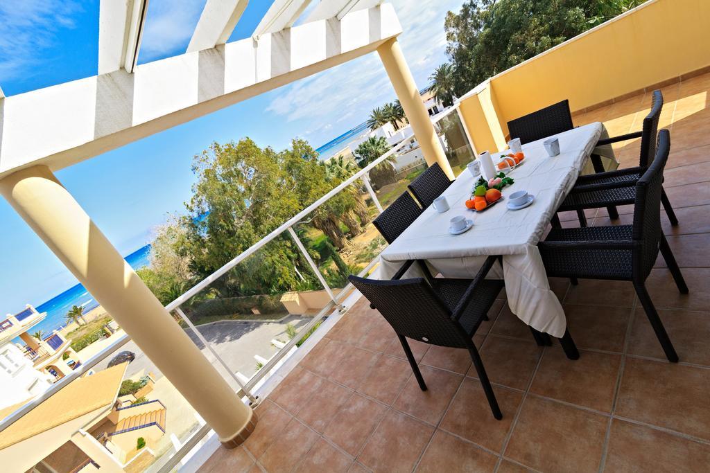 Apartamentos Carlton Vyb Denia Exterior foto